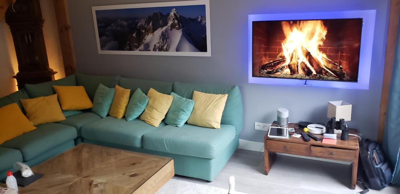 Bel Appartement Entier En Style Chalet A Chamonix Mont Blanc Exterior foto